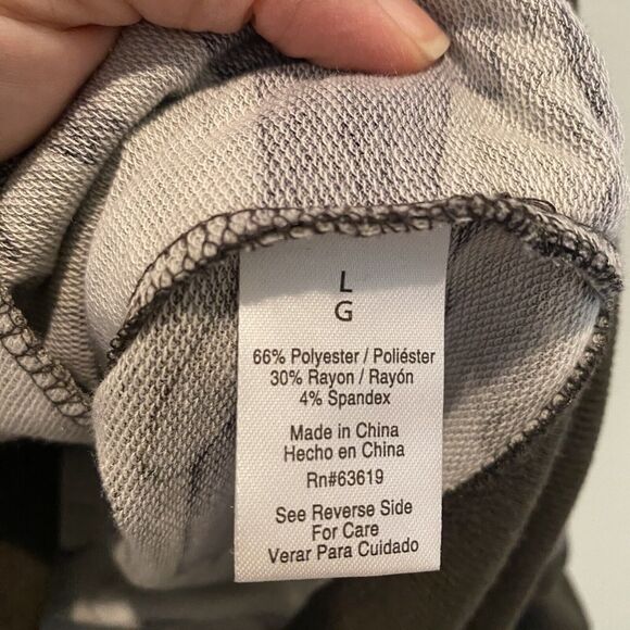 The Sweatshirt Project Sweatshirt Women Large Camo Green Puff Sleeve Waist Tie - Picture 11 of 12